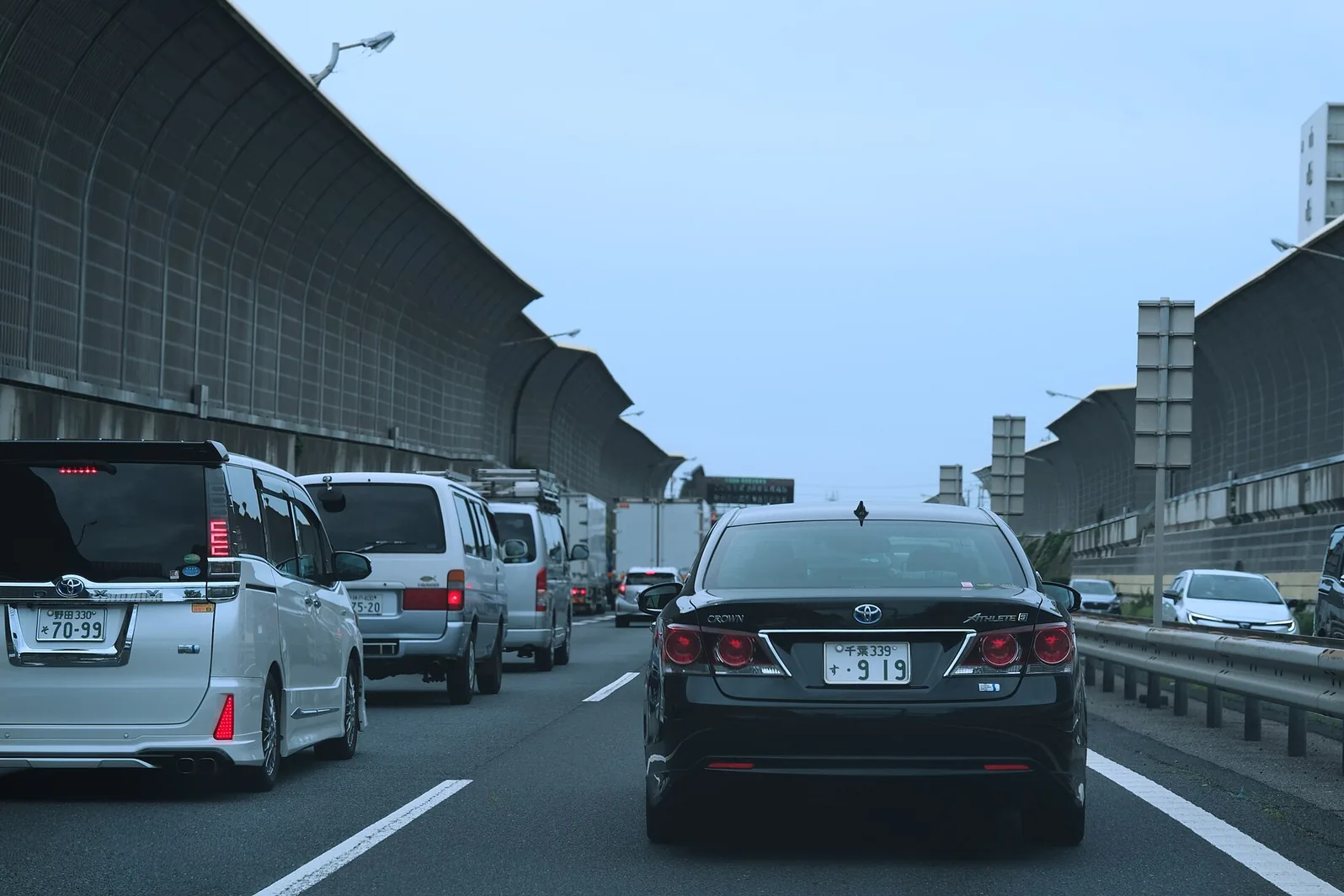 日本の3連休最終日：午後の高速道路で渋滞予測